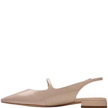 CLARKS WOMENS LOW HEEL SLING BACK SANDAL - SAND PATENT